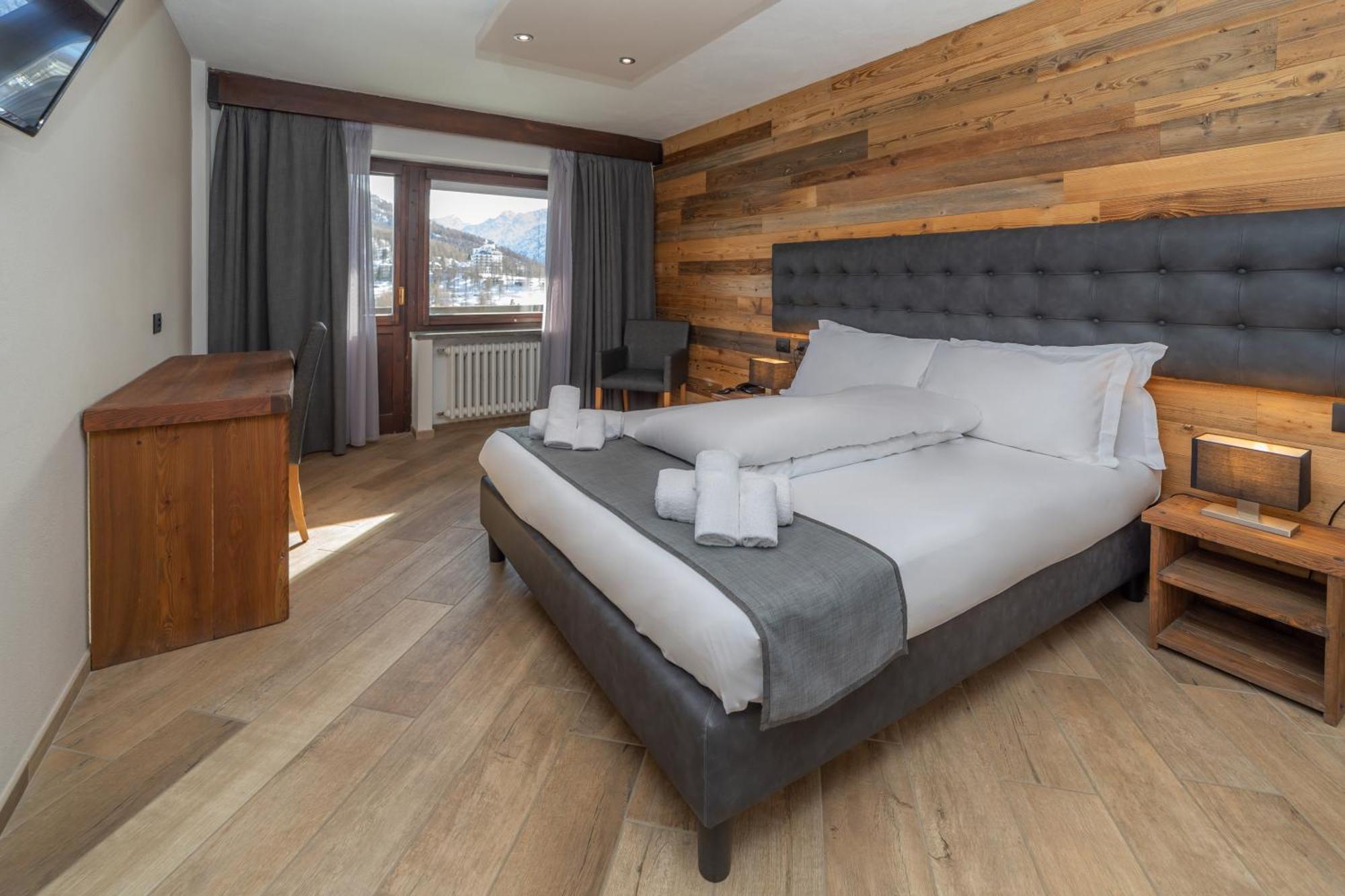 Hotel Gran Roc Sestrières Extérieur photo
